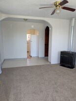 2245 Union St in Klamath Falls, OR - Building Photo