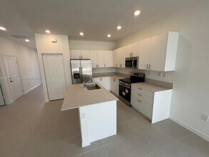 11774 SW 231st Ln in Miami, FL - Building Photo - Building Photo