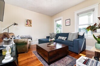 23 Harrington Ave in Quincy, MA - Building Photo - Building Photo