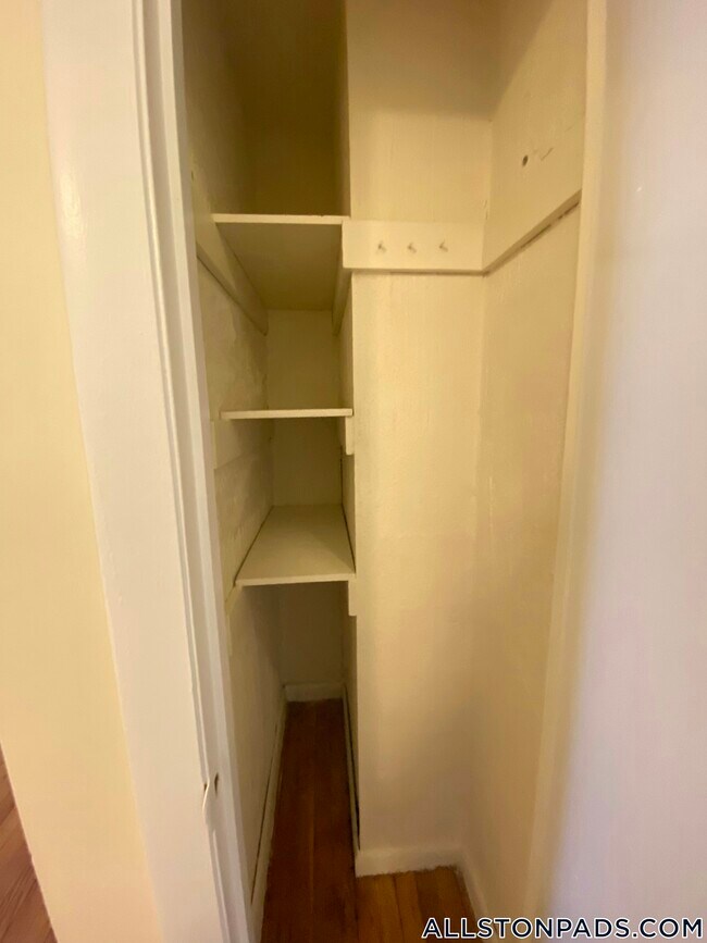 88 Gardner St, Unit 21 in Boston, MA - Building Photo - Building Photo