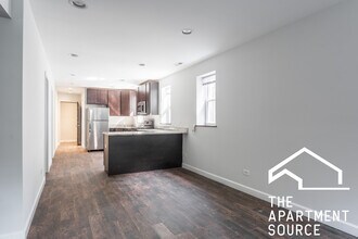 2765 W Francis Pl in Chicago, IL - Building Photo - Building Photo