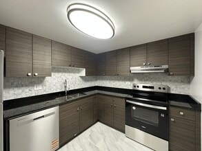 525 N Quentin Rd in Palatine, IL - Building Photo - Building Photo