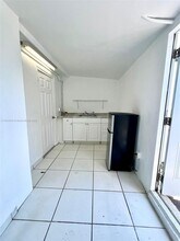 1666 NE 183rd St in North Miami Beach, FL - Building Photo - Building Photo