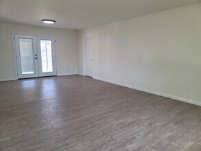 3110 Bandolina Ave in Roswell, NM - Building Photo - Building Photo