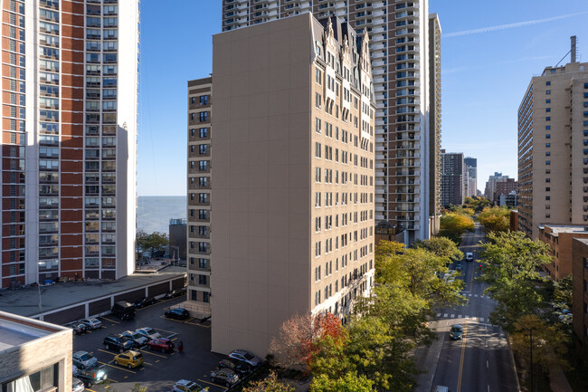 East Point Condo in Chicago, IL - Building Photo - Building Photo