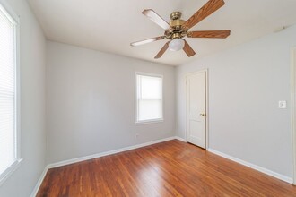 2448 E Aloma St in Wichita, KS - Building Photo - Building Photo