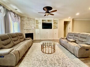 8654 N Heartland Way in Fresno, CA - Building Photo - Building Photo