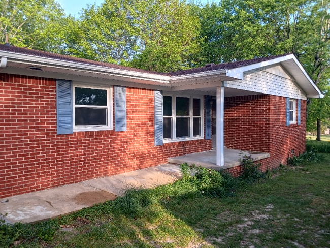 property at 160 College St S