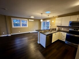 109 Thistle St in Dartmouth, NS - Building Photo