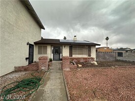1709 Shadow Mountain Pl in Las Vegas, NV - Building Photo