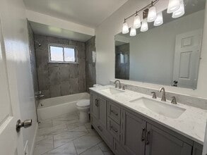 19627 Algonac St in Detroit, MI - Building Photo - Building Photo