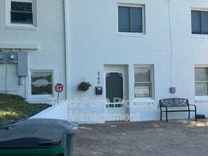 340 Hollis Rd in Charlotte, NC - Foto de edificio - Building Photo