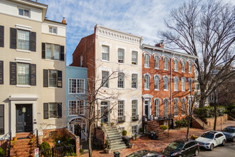 3045 N St NW in Washington, DC - Building Photo - Building Photo