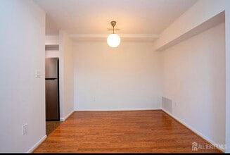 403 Ravens Crest Dr, Unit Plainsboro in Plainsboro, NJ - Building Photo - Building Photo