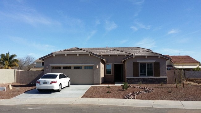 property at 4861 S Ellesmere St