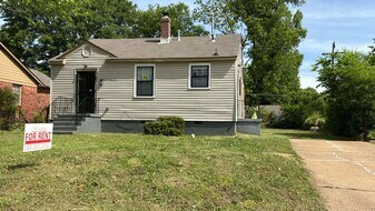 442 Jacklyn Ave in Memphis, TN - Building Photo