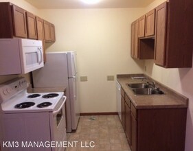 2842 Village Rd in Portage, WI - Building Photo - Building Photo