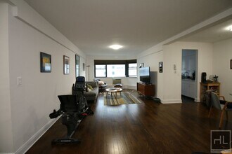EAST 69 STREET, Unit 10K in New York, NY - Building Photo - Building Photo