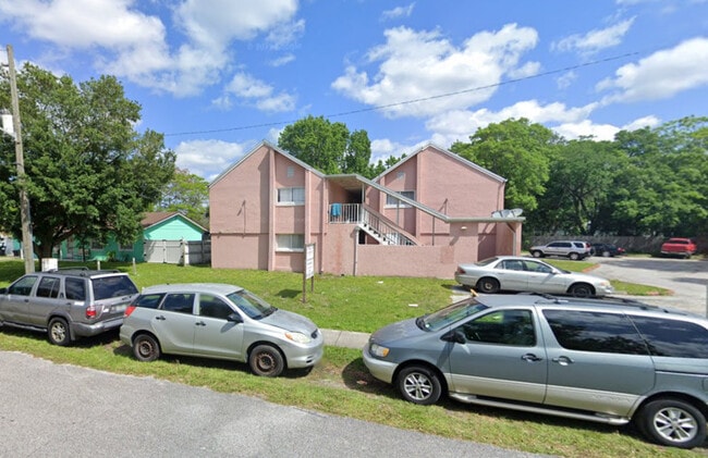 1825 Blossom Terrace