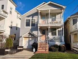 7 Atlantic Ave in Ocean Grove, NJ - Building Photo