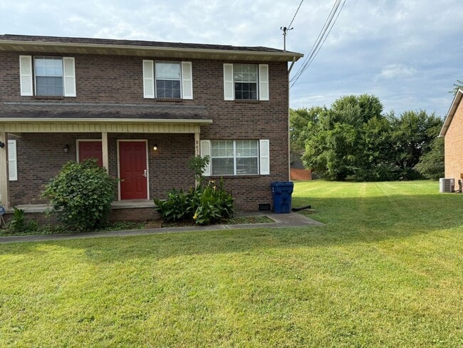 8675 Tervada Dr in Knoxville, TN - Building Photo - Building Photo