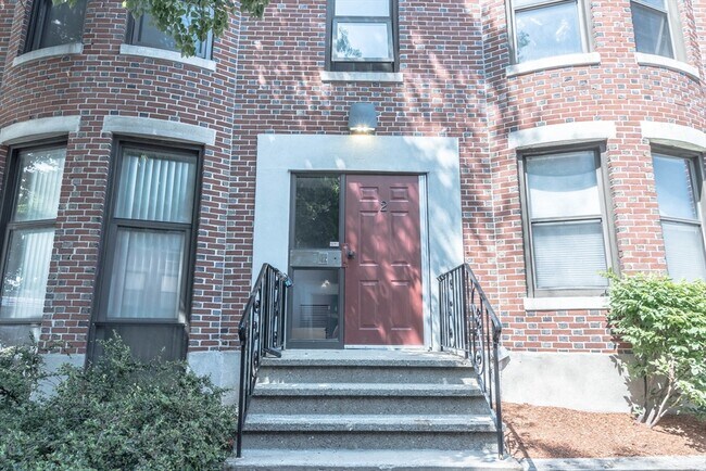 2 Cypress Rd in Boston, MA - Building Photo - Building Photo