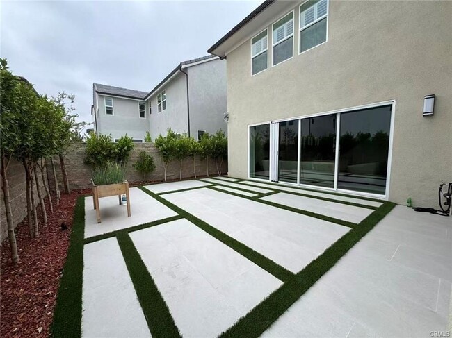 151 Sweet Juniper in Lake Forest, CA - Building Photo - Building Photo