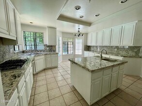 5580 Eagle Point Cir in Westlake Village, CA - Building Photo - Building Photo