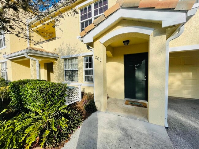 152 SW Peacock Blvd in Port St. Lucie, FL - Building Photo - Building Photo