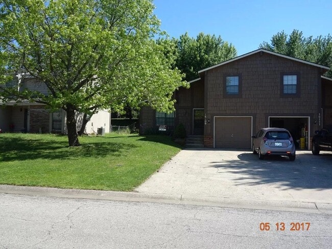 16109 W 141st Terrace in Olathe, KS - Building Photo - Building Photo