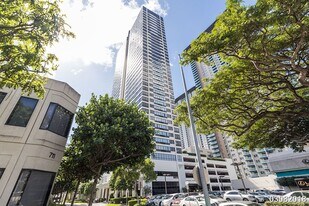 876 Curtis St in Honolulu, HI - Building Photo