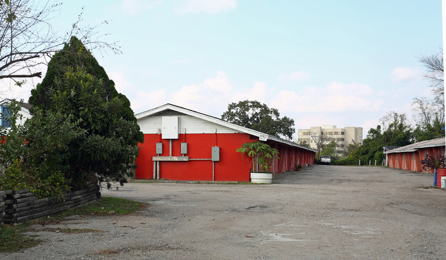 Riverside in Houston, TX - Building Photo - Building Photo