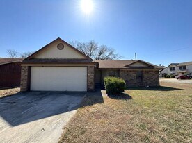 414 Baumann Dr in Killeen, TX - Building Photo