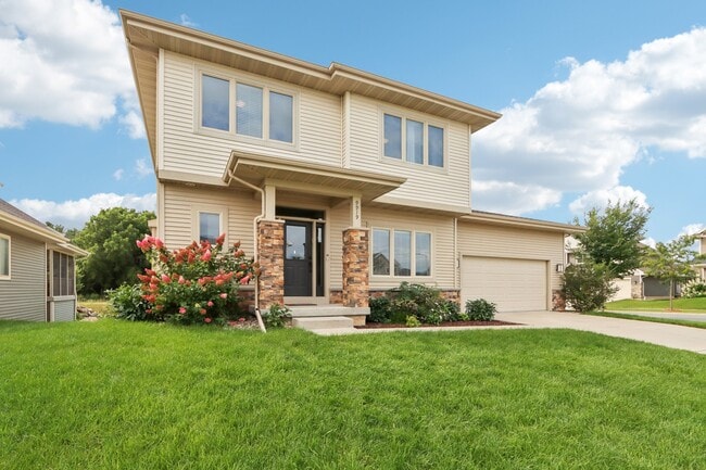 9919 Bronze Leaf Ln in Middleton, WI - Building Photo - Building Photo