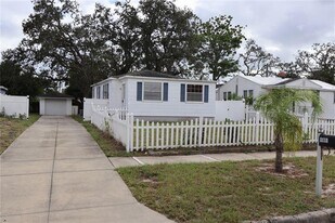 3908 W North B St in Tampa, FL - Building Photo