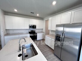6226 Mare Ave in Jacksonville, FL - Building Photo
