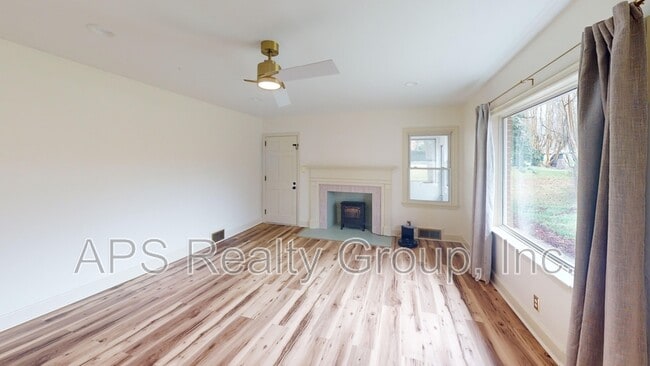 5144 Sunrise Terrace in Winston-Salem, NC - Building Photo - Building Photo