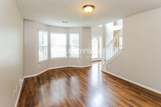 924 Brisley Cir in Hampton, GA - Building Photo - Building Photo