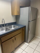 300 N Dewey St in Eustis, FL - Building Photo - Building Photo