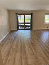94 New Holland Village in Nanuet, NY - Foto de edificio - Building Photo