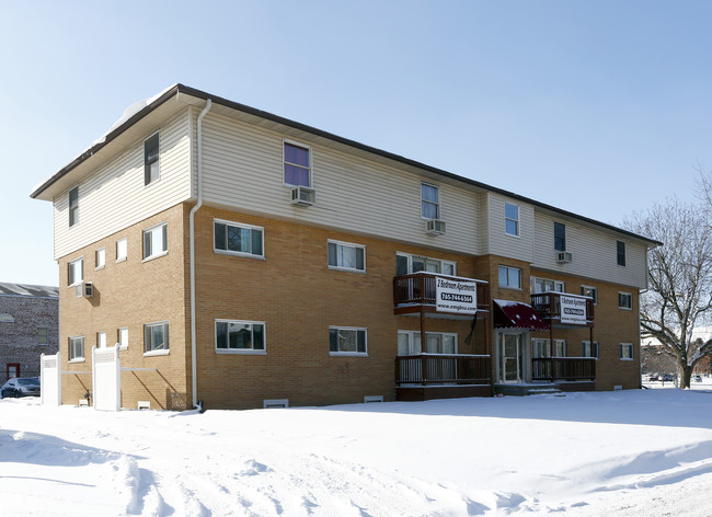 1215 W Wayne St in Muncie, IN - Foto de edificio - Building Photo