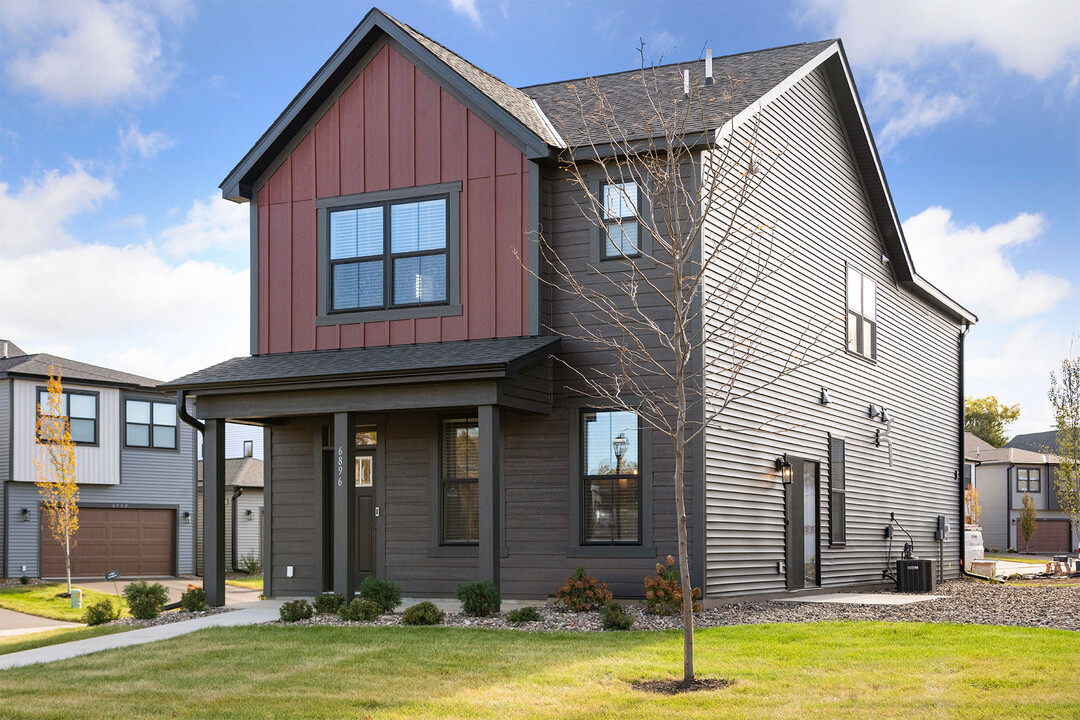 Canvas at Inver Grove Heights in Inver Grove Heights, MN - Foto de edificio