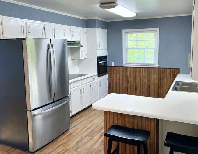 property at 403 Allen Ave