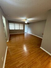 1016 Twin Lakes Dr in Coral Springs, FL - Building Photo - Building Photo