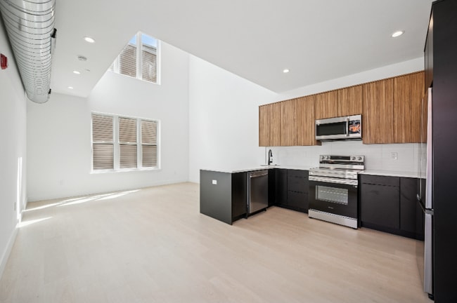 1653 N 6th St-Unit -C201 in Philadelphia, PA - Building Photo - Building Photo