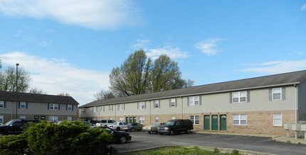 Jefferson Square Apartments in Evansville, IN - Building Photo - Building Photo