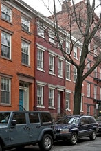 26 Bethune St in New York, NY - Building Photo - Building Photo