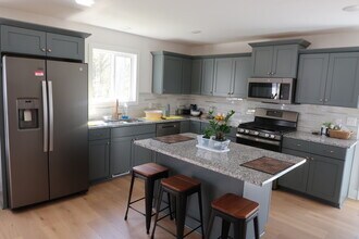 2876 Sweetflag Ct SE in Grand Rapids, MI - Building Photo - Building Photo