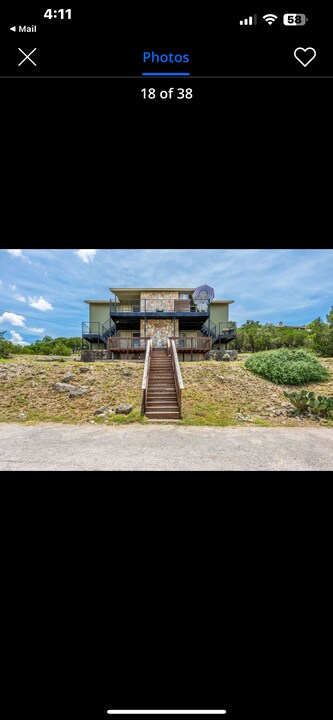 21465 Coyote Trl, Unit #C in Lago Vista, TX - Building Photo