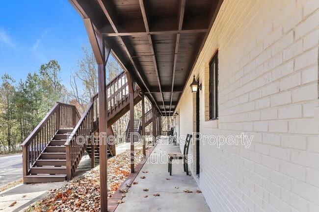 202 Leisure Time Ln in Winston-Salem, NC - Foto de edificio - Building Photo